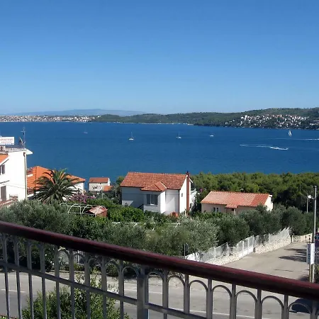 With Splendid Sea View *