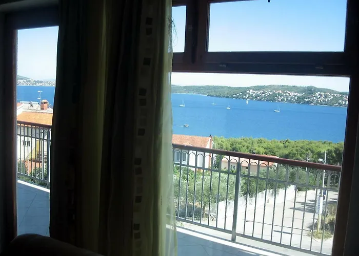 With Splendid Sea View Apartament
