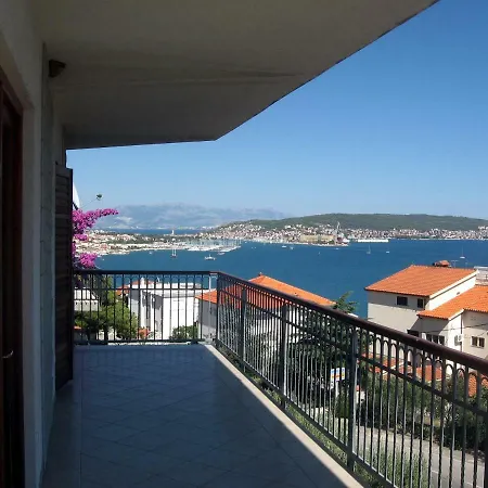 With Splendid Sea View Appartamento *